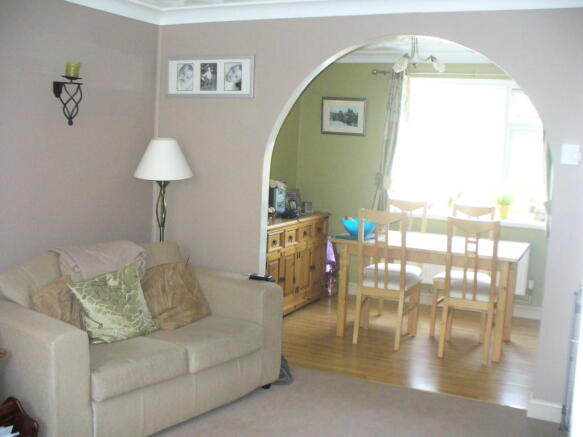 Lounge/dining room