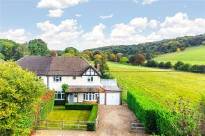 Glenwarren, Bryants Bottom Road, Great Missenden HP16 0JR