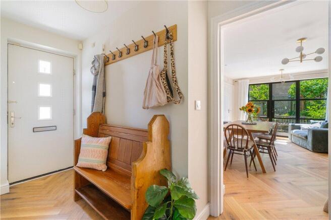 3 bed Semi-Detached for sale Image 9