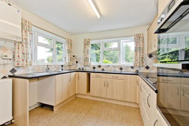 kitchen2.jpg