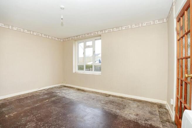 19 Eastfield, West Lavington, Devizes, SN10 4HW