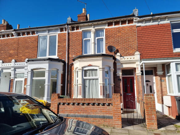Three bedroom family home with two reception room