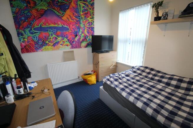 7 bed Terraced to rent Image 12