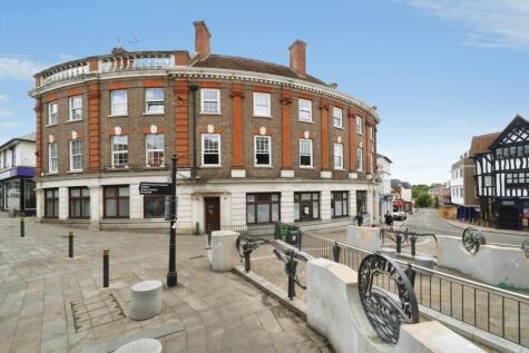 Bridge Street, Leatherhead, Surrey, KT22