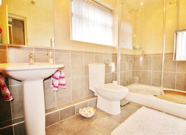 Shower Room.JPG