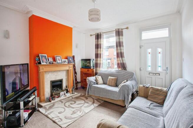 Semi-Detached for sale Image 5