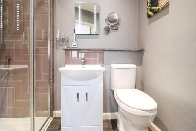 En-Suite Shower