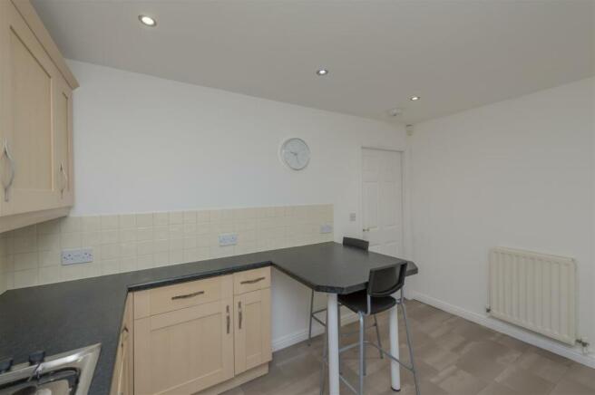 Fitted Breakfast Kitchen: