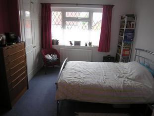 BEDROOM 2: