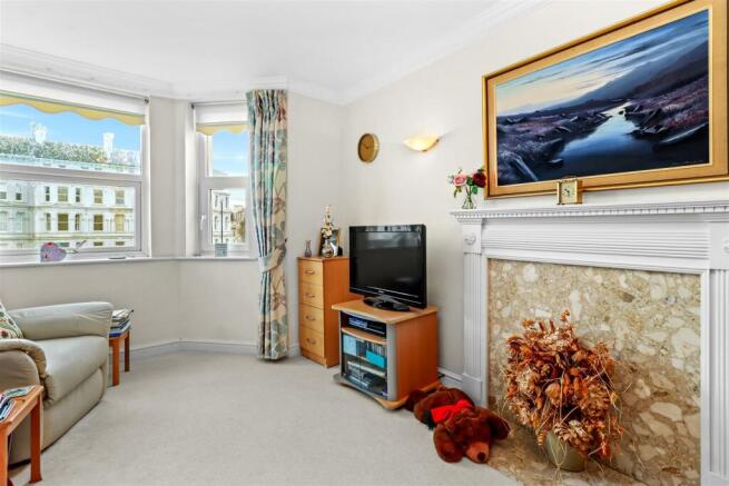 living area #4.jpg