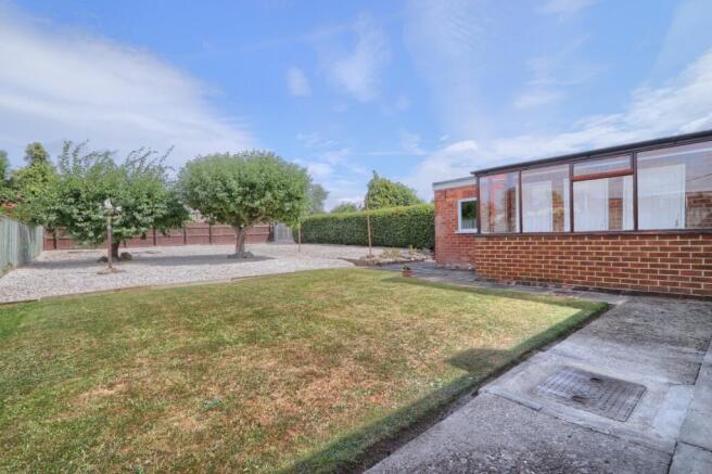 3 bed Bungalow for sale Image 12