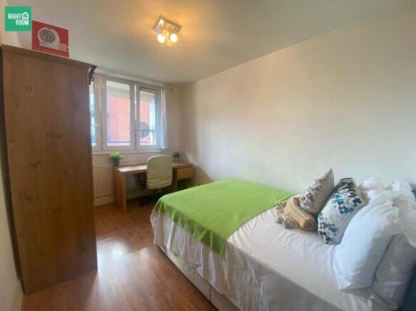 room-3-6-ivy-road-e16-1nj-1046179