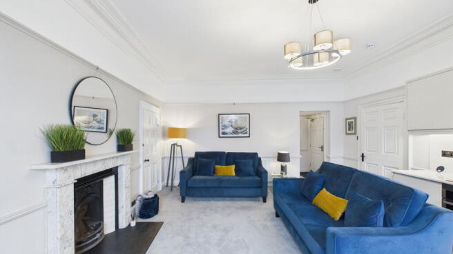 2 bed Flat for sale Image 8