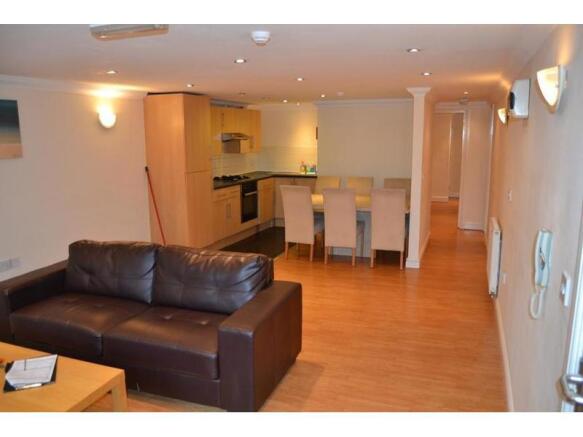 2 bedroom Flat for rent