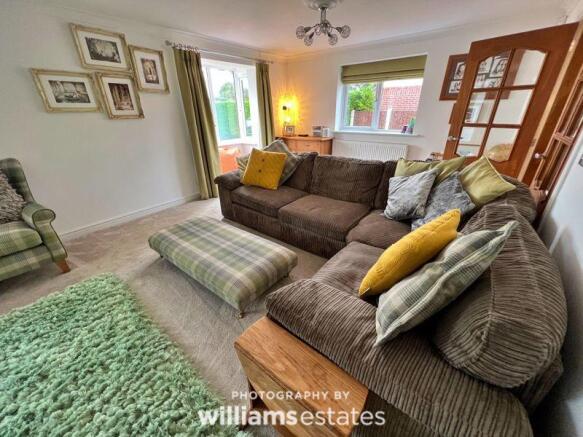 Living Room 01