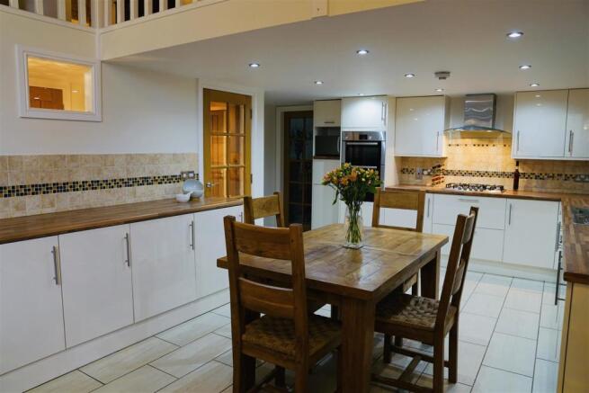 Sociable kitchen space