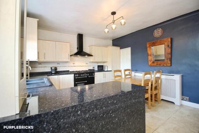 2 bed Terraced for sale Image 4