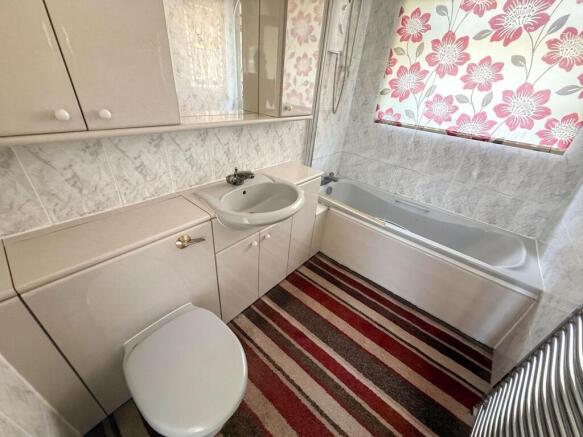 3 bed Semi-Detached Bungalow for sale Image 6
