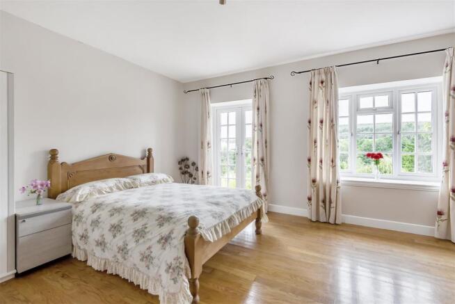 BEDROOM FIVE (GROUND FLOOR)