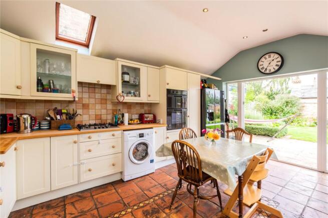 Kitchen/Breakfast