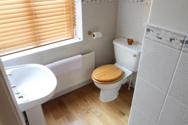 En-Suite/Cloak Room