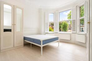 35, Chatsworth Gardens, London W3 9LP