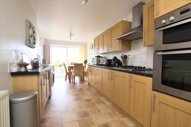 Kitchen/ Breakfast R