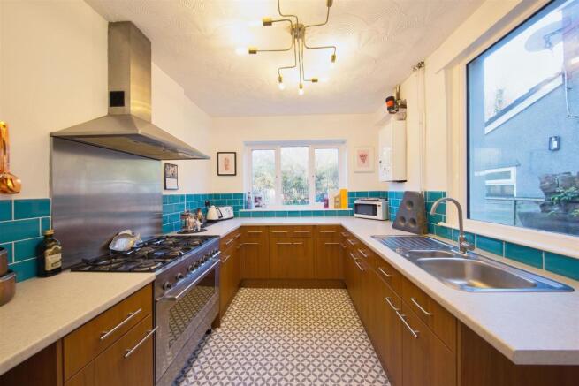 233 Moorland Rd 1211.jpg