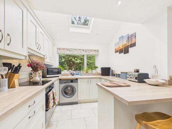 3 bed Cottage for sale Image 9