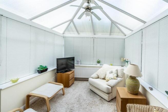 3 bed Detached for sale Image 11