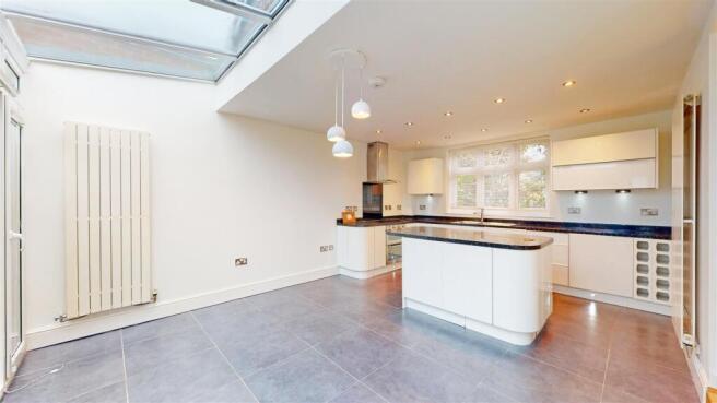 Woodfield Road 16 Kitchen Dining Room.jpg