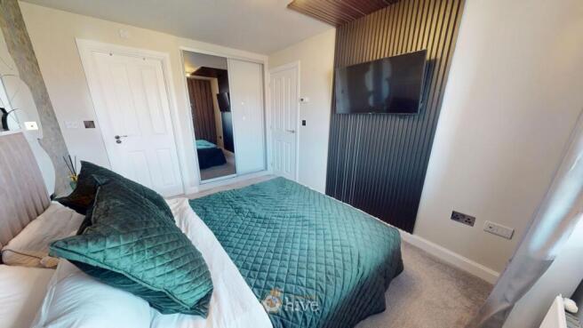4 bed Detached for sale Image 11
