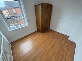 2 bed House for sale Image 6