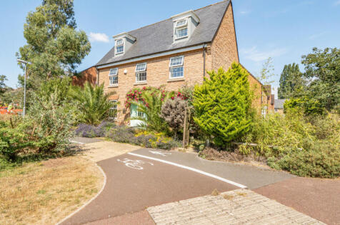 Collett Road, Norton Fitzwarren, Taunton