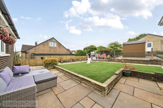 3 bed House for sale Image 8