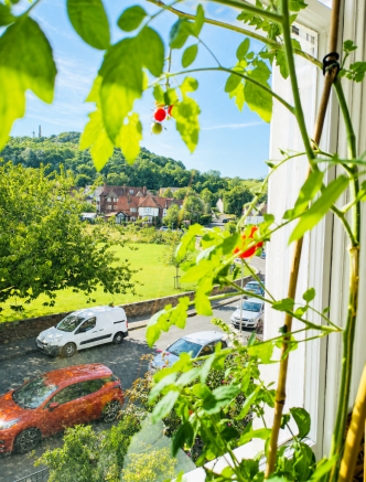 2 bed Flat for sale Image 9