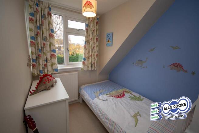 BEDROOM 3