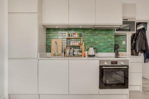 35b, Fernlea Road, London SW12 9RT