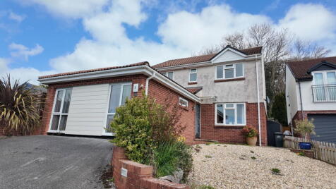 Falkland Drive, Kingsteignton, Newton Abbot, TQ12 3RH