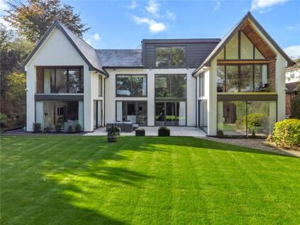 Delahays Drive, Hale, Altrincham, Greater Manchester, WA15