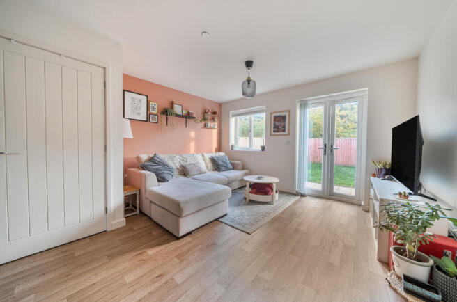 1371216-11-68ff99...