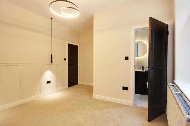 4 bed Terraced for sale Image 7