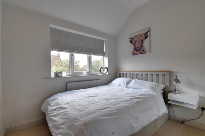 4 bed Detached for sale Image 6