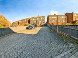 44, Crowther Close, Southampton SO19 1BX
