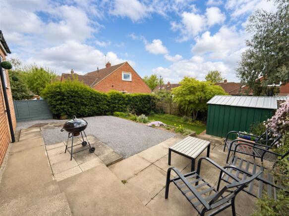 3 bed Semi-Detached Bungalow for sale Image 4