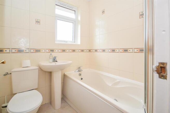 2 bed Terraced for sale Image 7