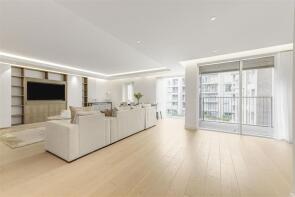 21, 6 Meadows House, Park Street, London SW6 2FQ