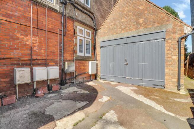 Single Garage