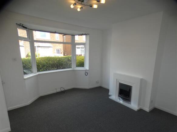 47 Devonshire Drive-Living room.JPG