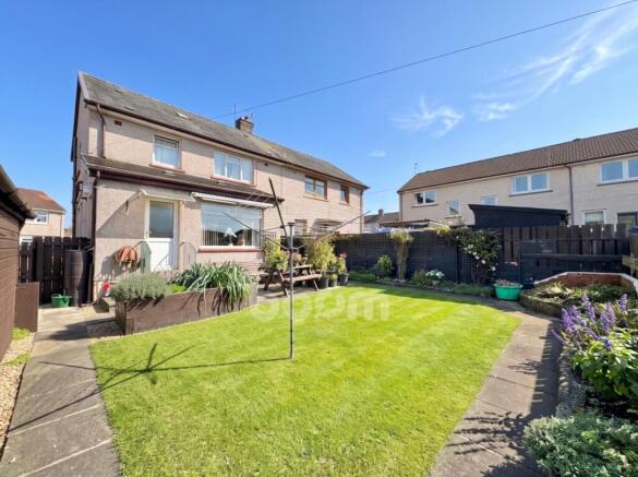 Mair Avenue, Dalry garden shot